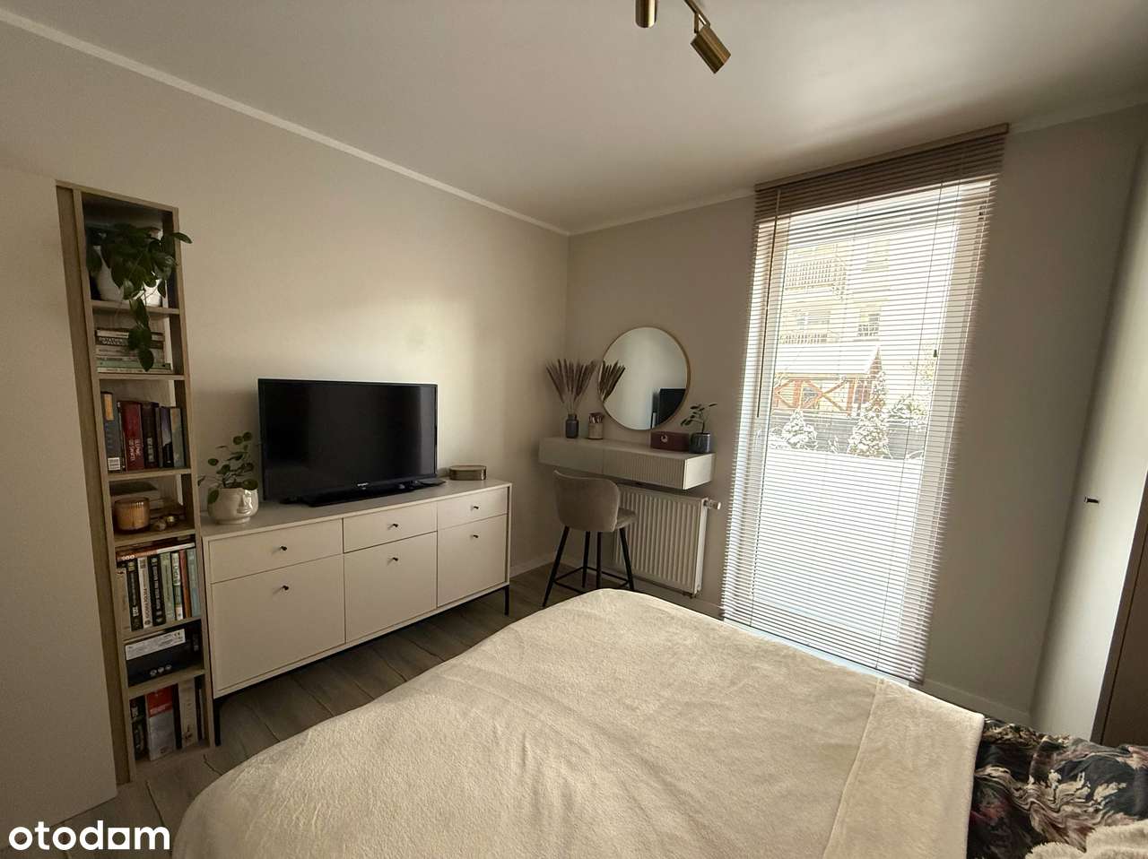 Warszawa Białołęka - 2 pokojowe mieszkanie z dużym ogrodem i garażami. - Pełny obrazek: 3/11