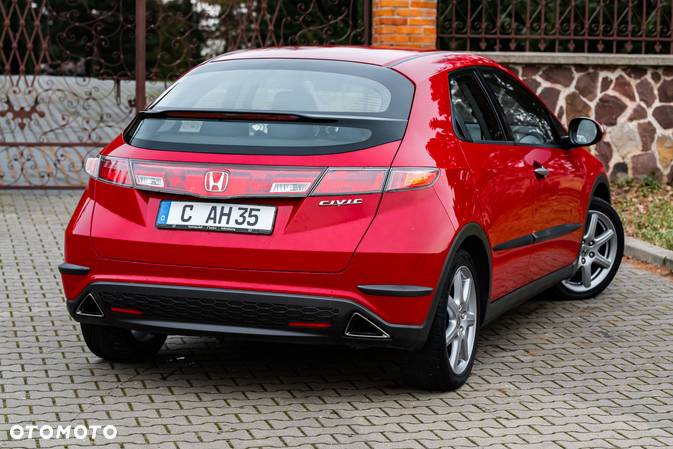 Honda Civic 1.8 Comfort - 15