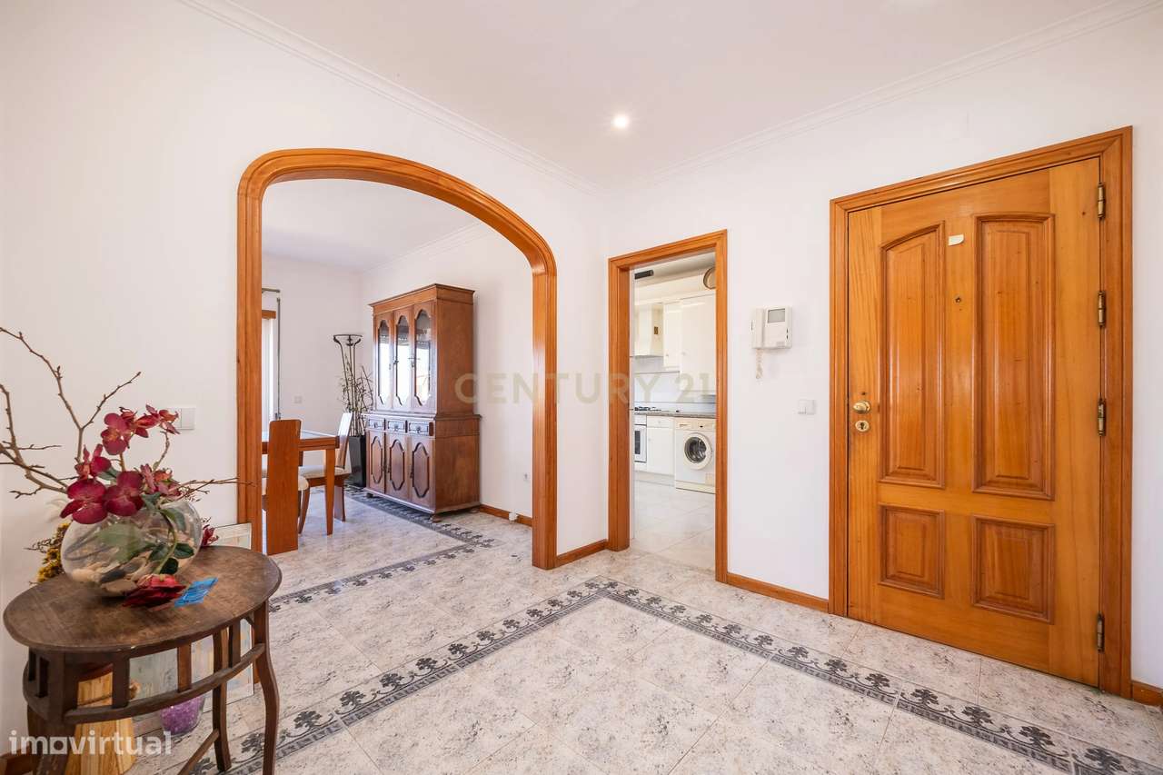 APARTAMENTO T3 COM GARAGEM E SÓTÃO | BUARCOS-7