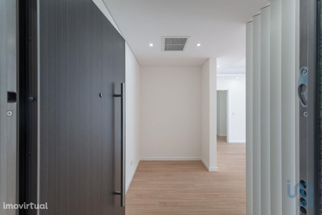 Apartamento T3 em Lisboa de 161,00 m2