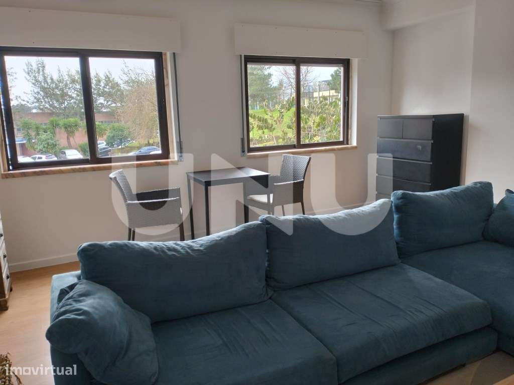 Apartamento T3 com boas áreas, em São Marcos, com suite e lareira-8