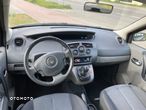 Renault Scenic 1.6 16V Confort Authentique - 4
