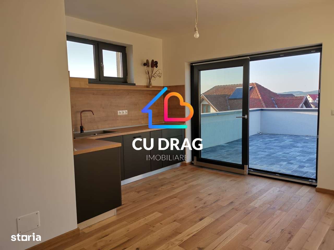 Casa pretabila regim Hotelier 5 apartamente. - Imagine principală: 5/16