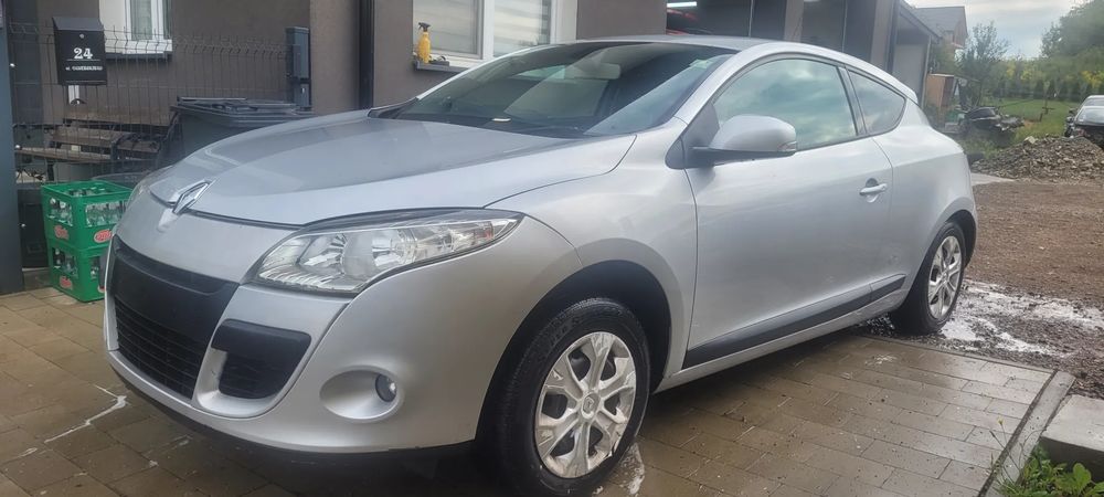 Renault Megane III (2008-2016) 1.6 16V Confort Authentique 2009