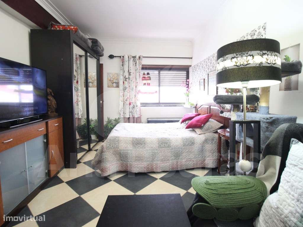 Excelente t1 na Baixa da Banheira. - Grande imagem: 2/13