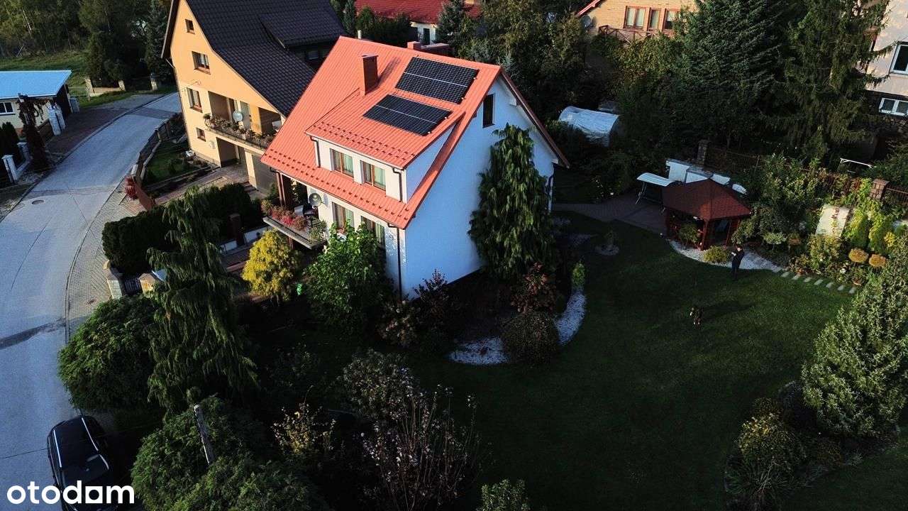 Duży dom 220m2 z pięknym ogrodem (działka 11 ar)-1