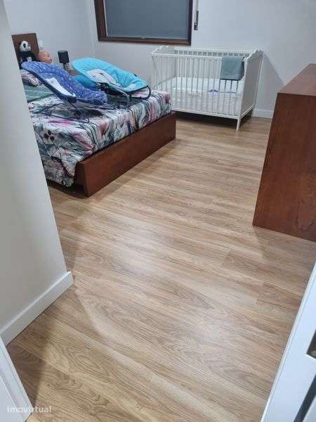 Vendo apartamento T3 dúplex com excelentes areas - Grande imagem: 4/8