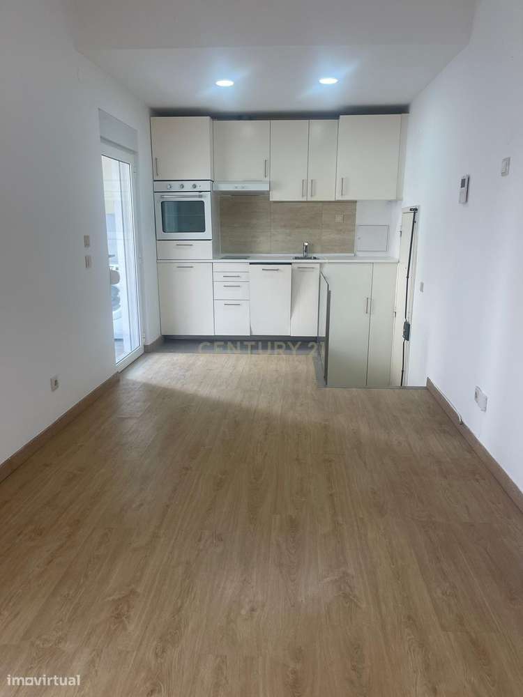 T0 com Terraço em Arroios – Lisboa - Grande imagem: 4/14