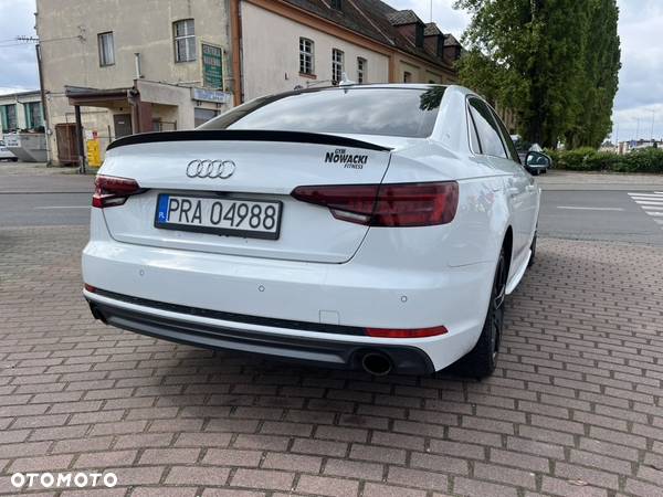 Audi A4 2.0 TFSI Design S tronic - 19