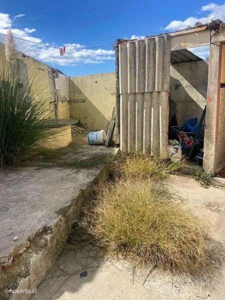 VENDE-SE MORADIA GEMINADA- VALADARES - Grande imagem: 4/12