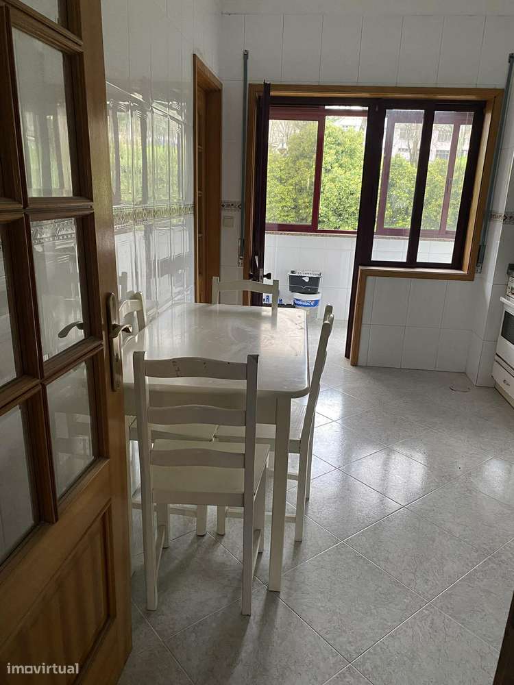 Arrenda-se T2 Gondomar - Grande imagem: 4/18