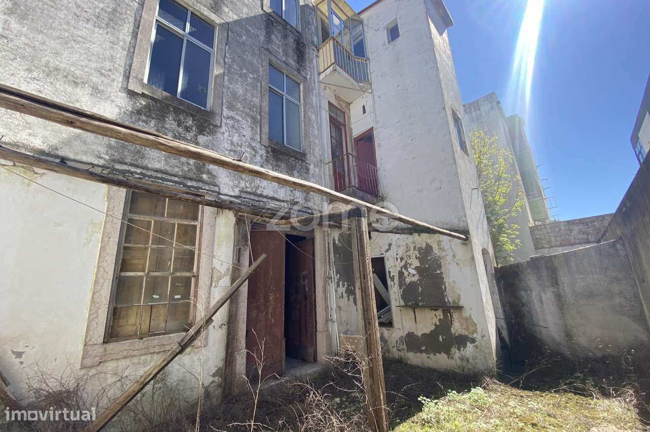 Prédio para Reabilitação e Ampliação | Zona ARU | FIGUEIRA DA FOZ - Grande imagem: 4/25
