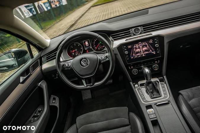 Volkswagen Passat 2.0 TDI BMT Highline DSG - 37