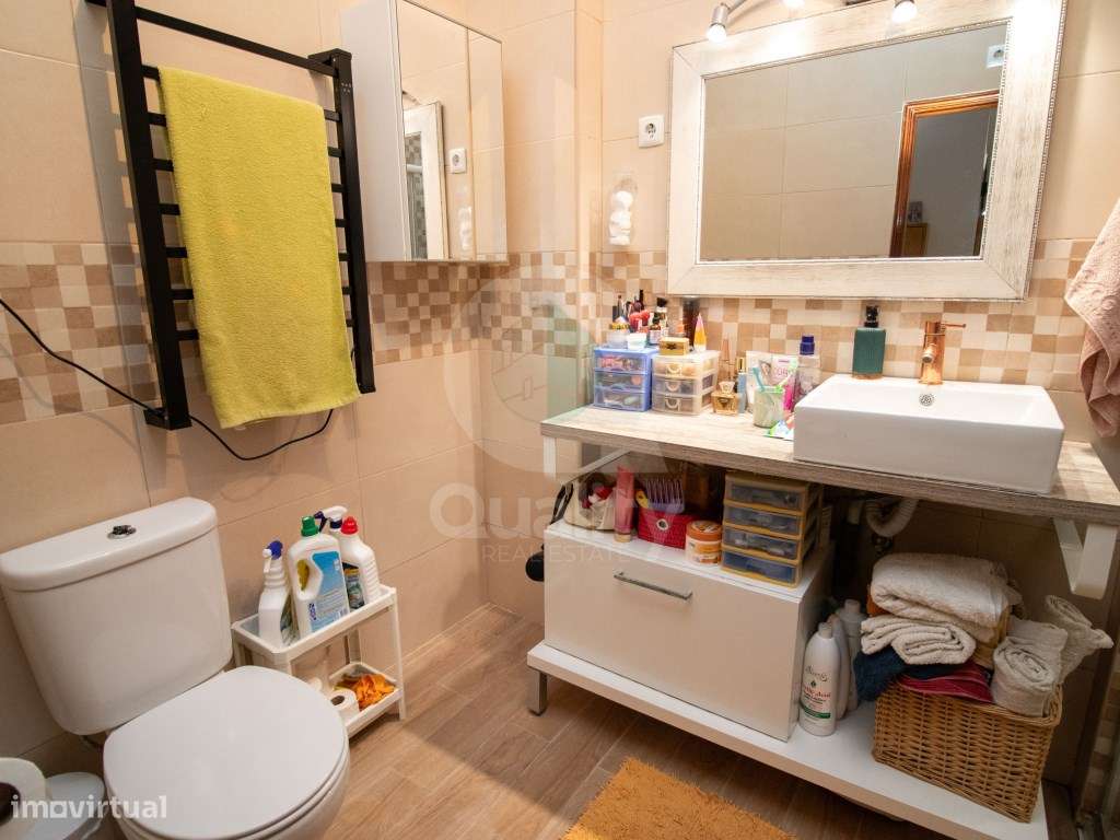 Apartamento T3 com Vista Rio em Excelente Localização-8
