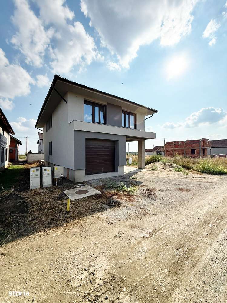 Casa noua cu etaj, teren 250 mp - Curtici - Imagine principală: 2/8