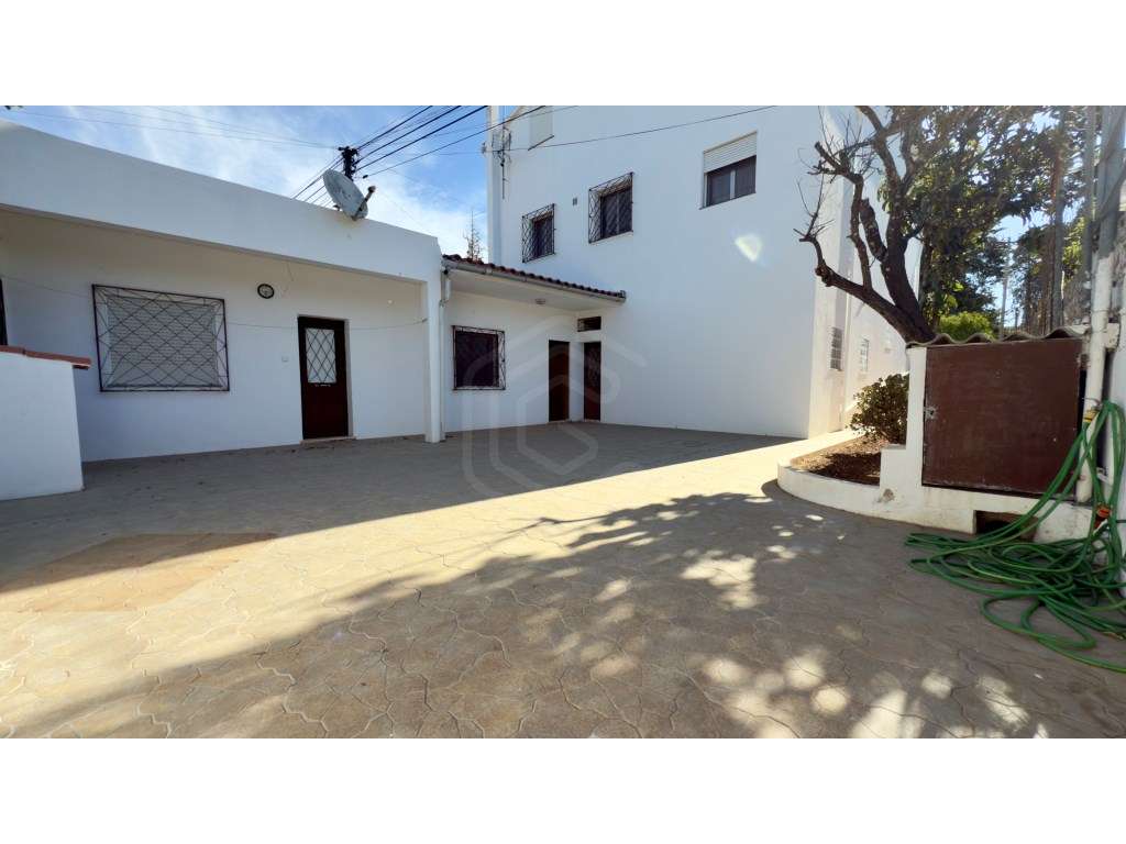 Moradia V2 com excelente localização em Loulé, Algarve - Grande imagem: 5/60