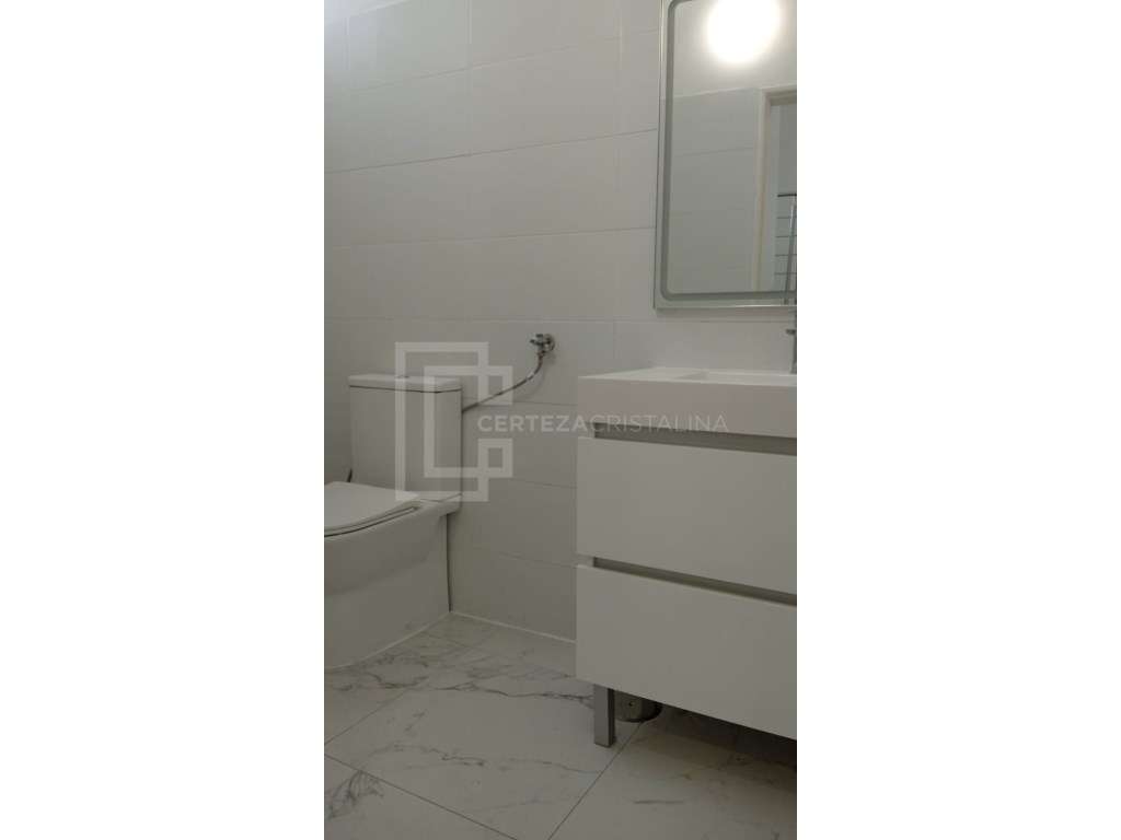 Loja com Terraço | Santo André - Barreiro-5