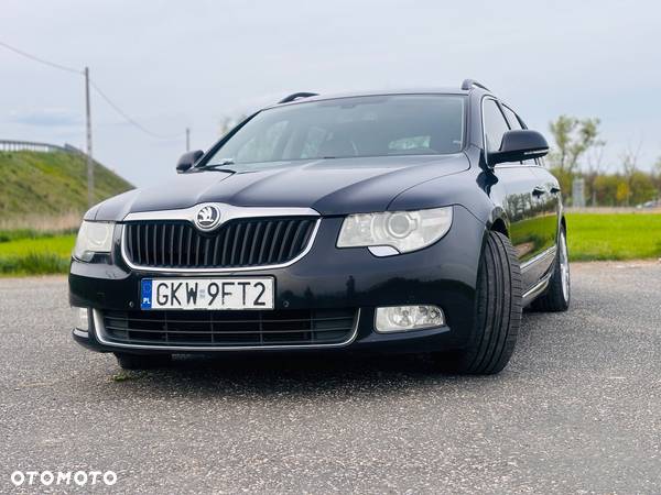 Skoda Superb 2.0 TDI Ambition DSG - 8