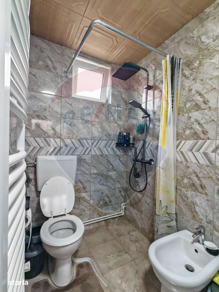 Casă / Vilă oportunitate cu 5 camere priveliste frumoasa-14