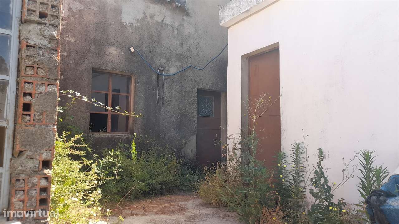 Moradia em Banda T4 DUPLEX Venda em Benquerenças,Castelo Branco-5