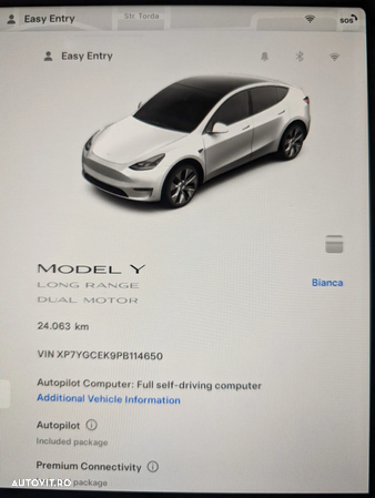 Tesla Model Y - 9