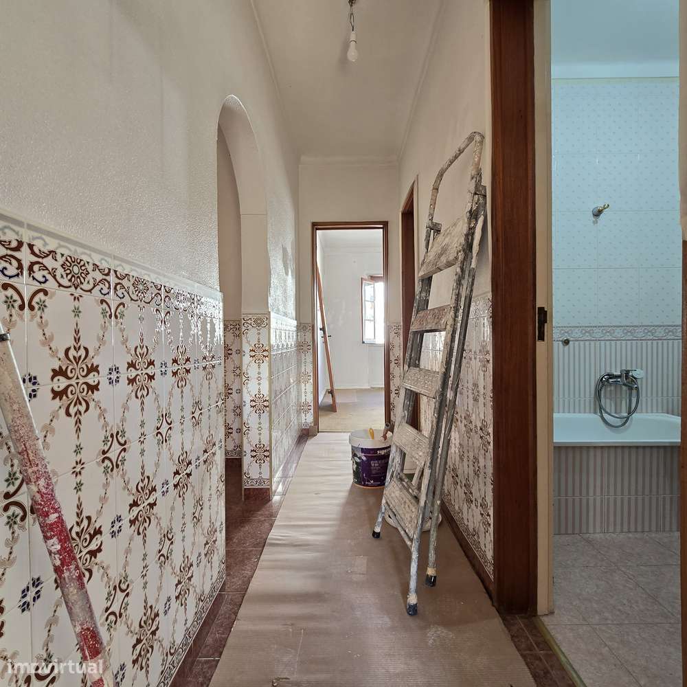 T4/T3 Renovado no Bairro do Liceu-26