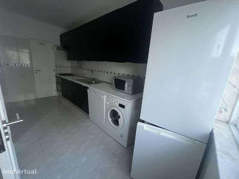 T1 para venda Rio de Mouro com lugar de garagem - Grande imagem: 5/6