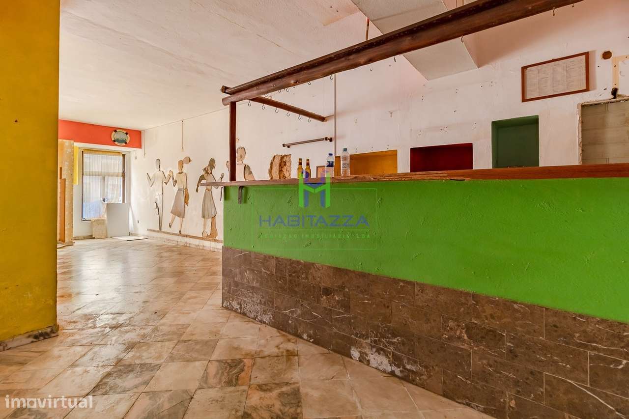 Prédio no Centro histórico de Lagos composto por 2 Apartamentos T3 e 1 - Grande imagem: 5/50