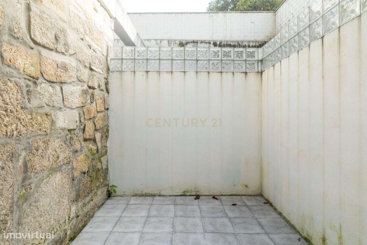 Prédio no Centro do Porto | Rua Conde de Vizela-25