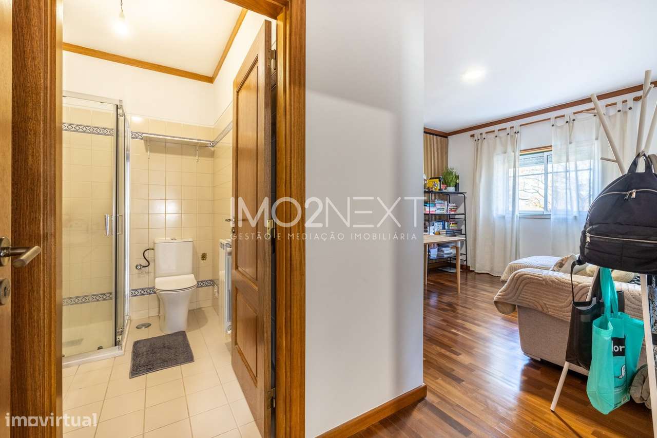 MORADIA T3 GEMINADA || CENTRO DA MARINHA GRANDE-23