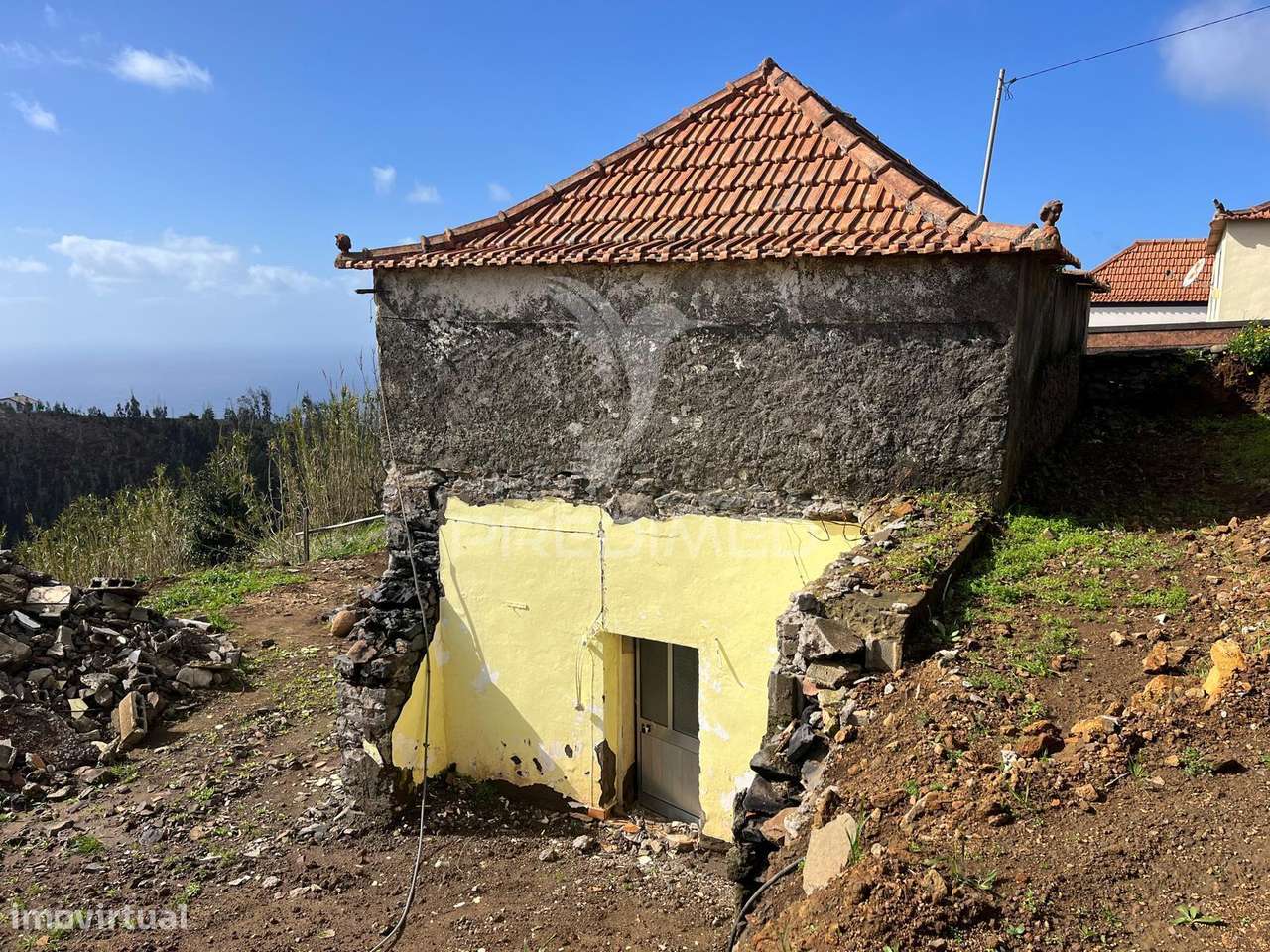 moradia para Recuperar com 718 m2 de terreno na Ponta do Pargo – Ex... - Grande imagem: 5/7