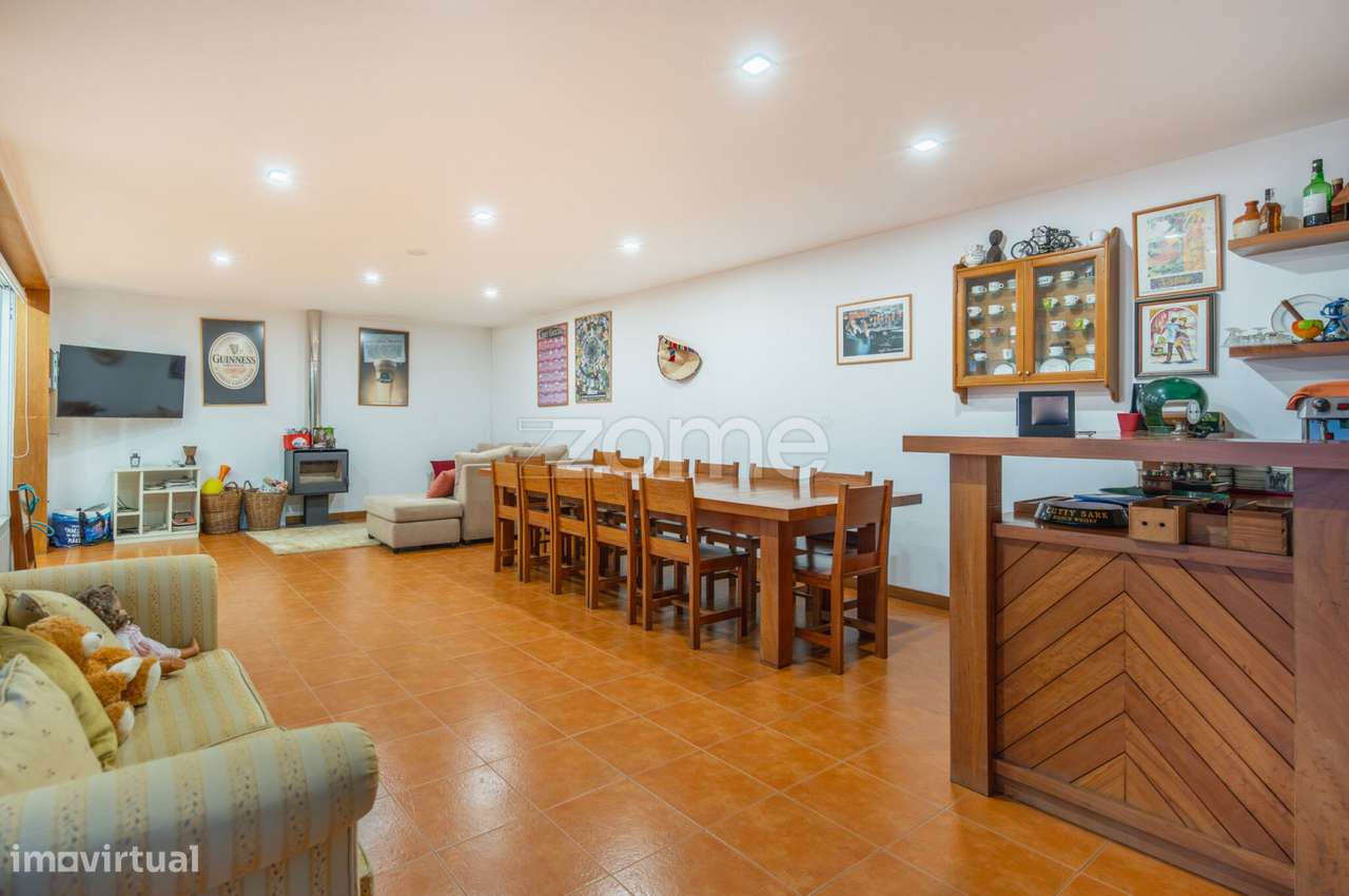 Moradia T4 com piscina | Esposende-38