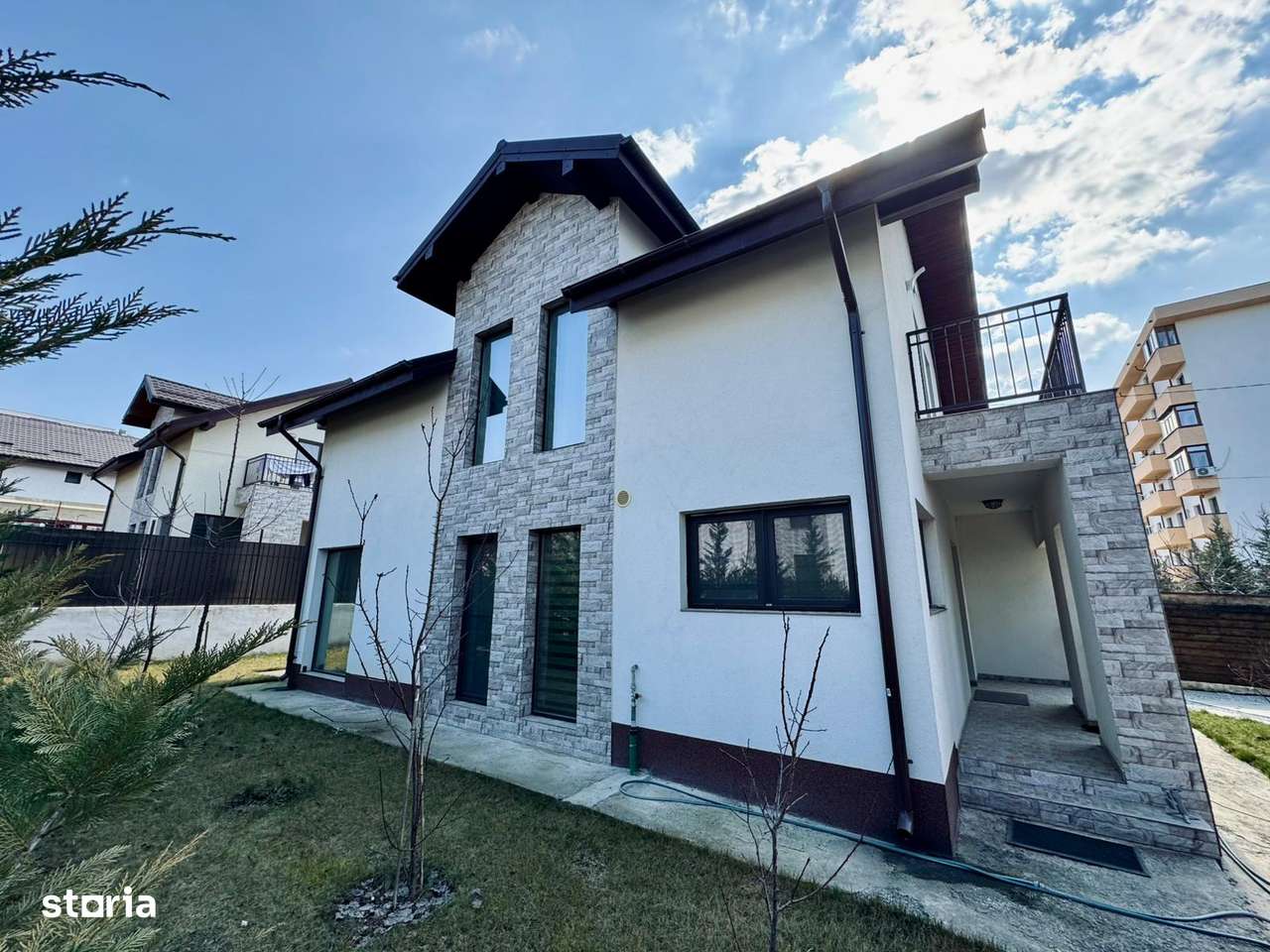 Casa cu 4 camere Visan-0