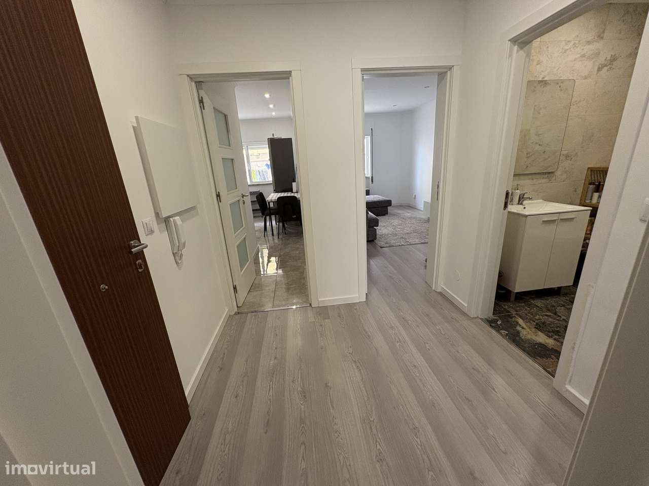 Apartamento T2 totalmente remodelado! A apenas 50 metros do ALDI.-18