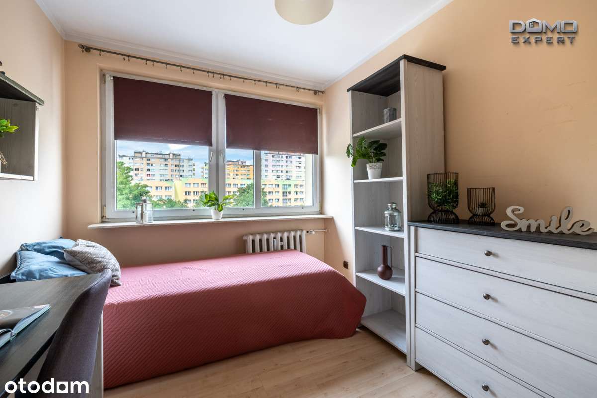 Trzy pokoje z balkonem w centrum-10