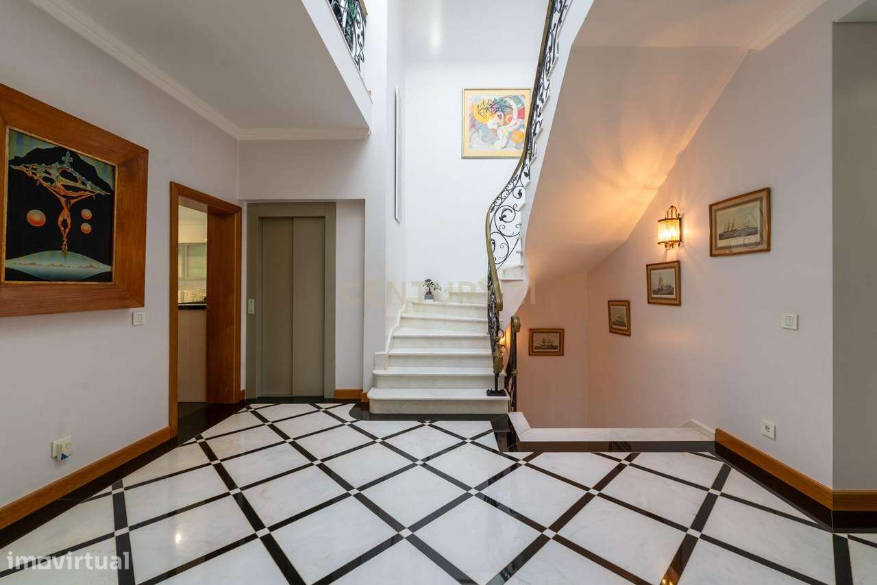 Moradia no Condomínio Privado da Penha Longa-12