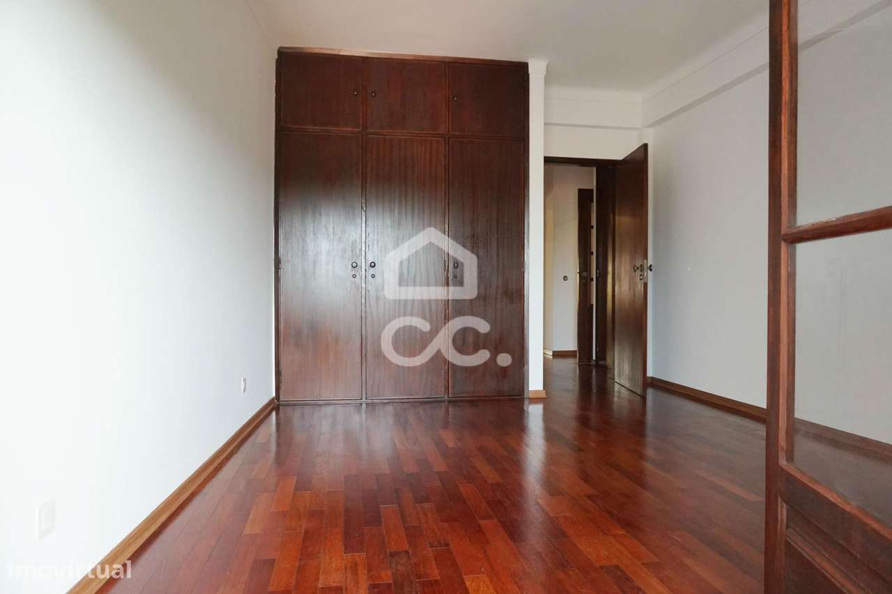 Apartamento T2 , 2º Andar, Bairro Catroga e Gaio, Abrantes - Grande imagem: 5/13