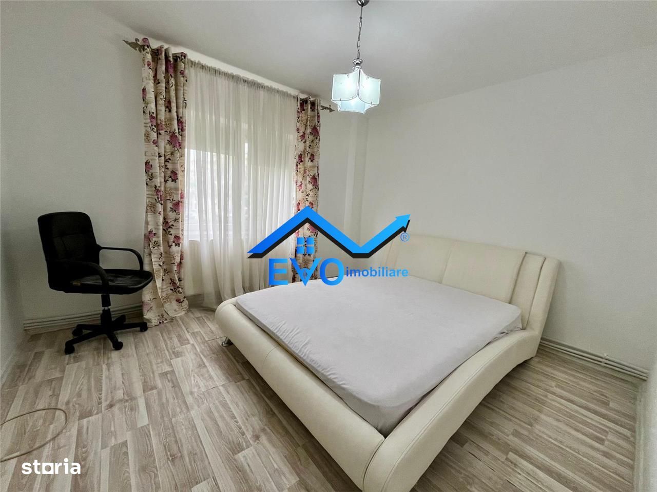 Apartament 3 camere Alexandru - Zimbru, 74mp, bloc 1990