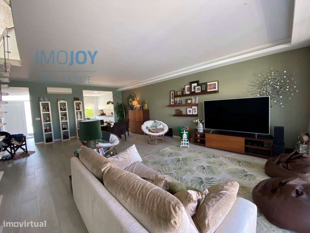 Fantástica Moradia T3 para Venda em Santa Cruz - Grande imagem: 5/52