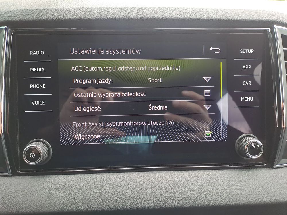 SKODA KAROQ Vario Flex Dynamic El. fotel DSG 1.5TSI 150KM Salon PL