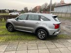 Kia Sorento - 36