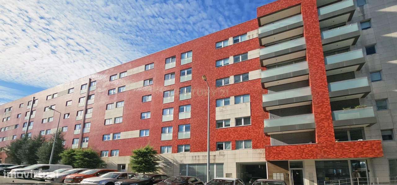 Apartamento T3 de Luxo em Braga – Ferreiros, Zona Nobre-31