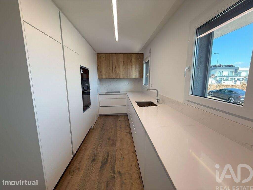 Apartamento T5 em Laranjeiro e Feijó de 196,00 m2 - Grande imagem: 5/27