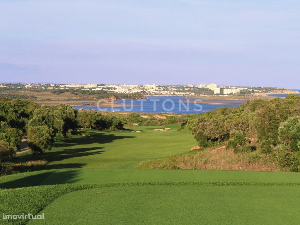 Lote de Terreno frente ao mar, Algarve