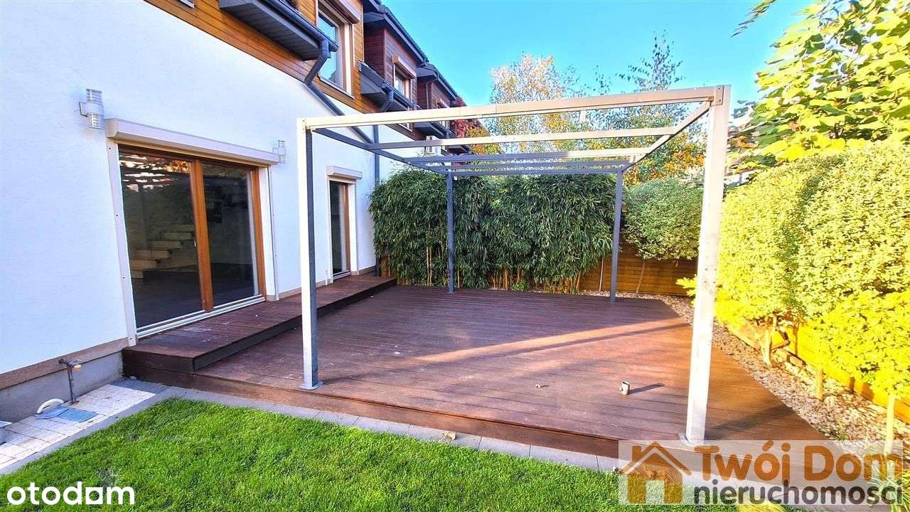 Dom skrajny z sauną i fotowoltaiką – Smolec-17