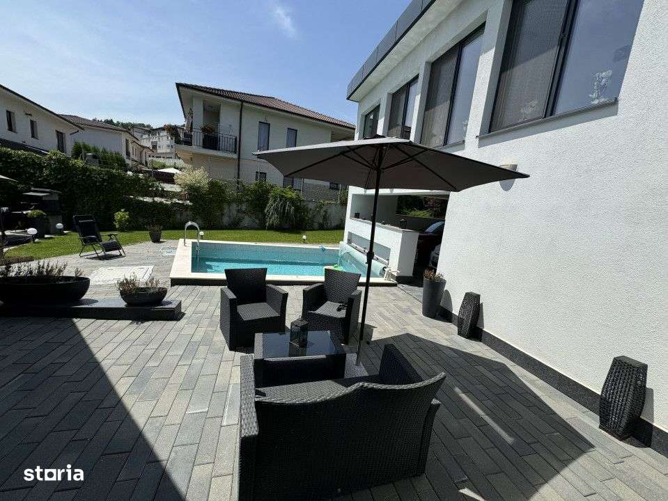 Casa Individuala De Inchiriat, Piscina, 225mp, Zona Teilor - Imagine principală: 3/19