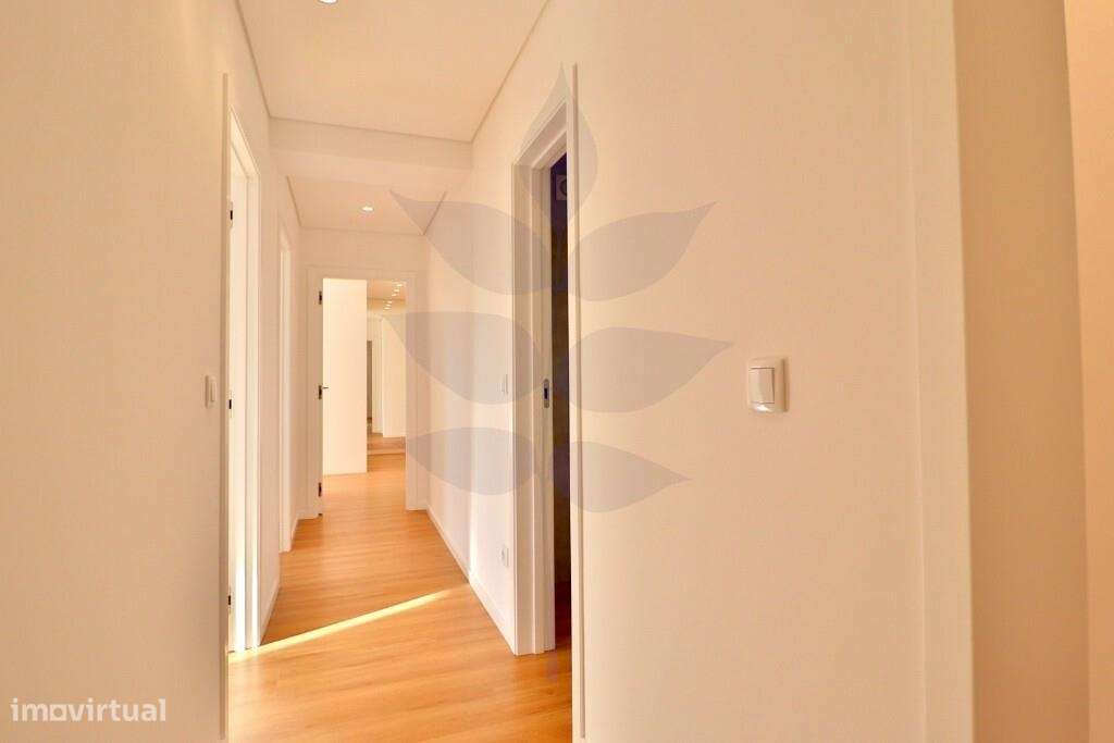 Apartamento T3 Renovado – São Victor, Braga-6