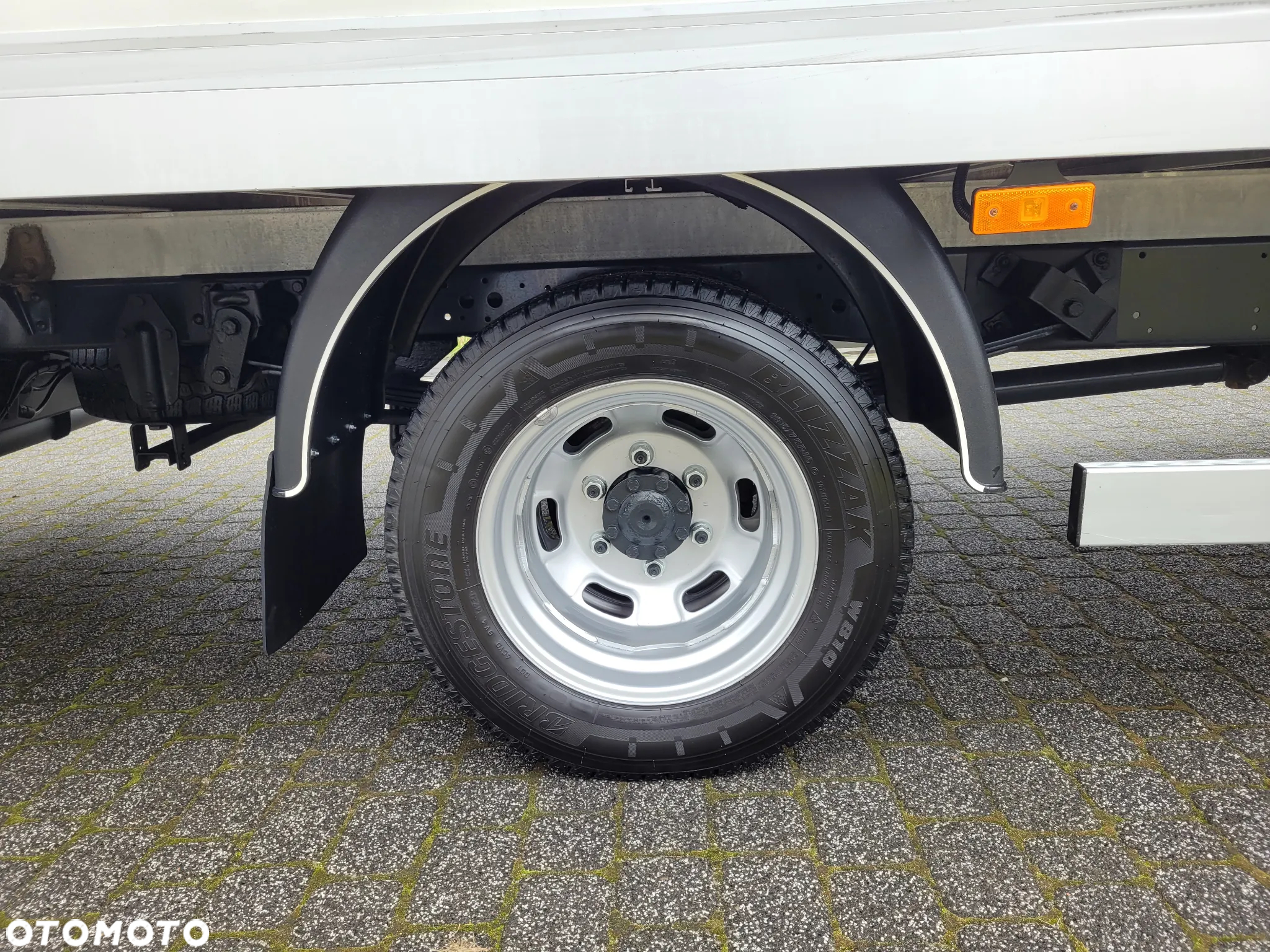 Iveco 50C15L kontener 10palet Winda 1 tona - 35