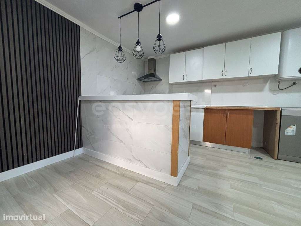 Moradia Isolada T1 recuperada em terreno de 735mt2 - Grande imagem: 5/20