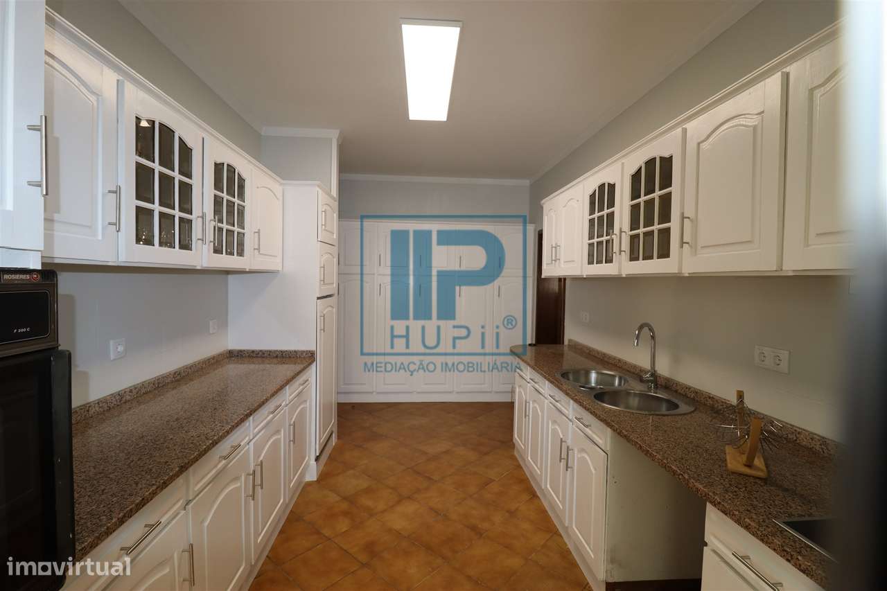 Apartamento T4 Venda em Oliveira, São Paio e São Sebastião,Guimarães-7